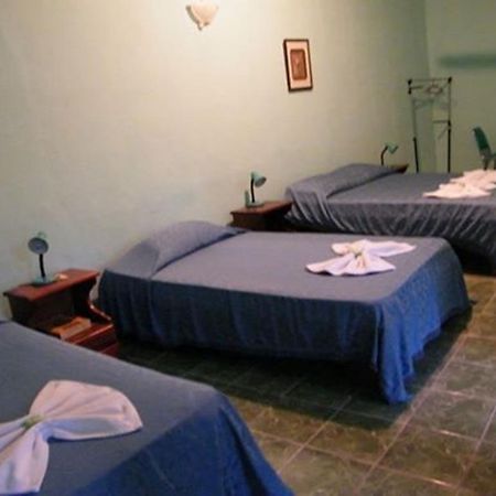Hotel Jackie'S House Puntarenas Buitenkant foto